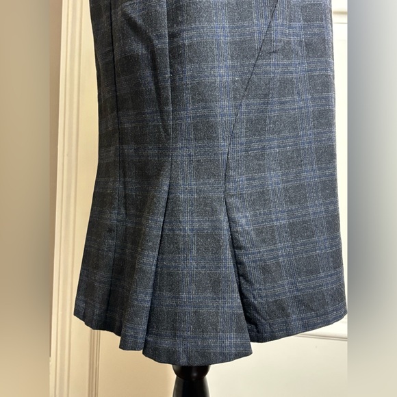 Banana Republic Charcoal Grey Plaid Skirt Suit - Blazer & Fluted Skirt Set Sz 6 - Picture 12 of 12